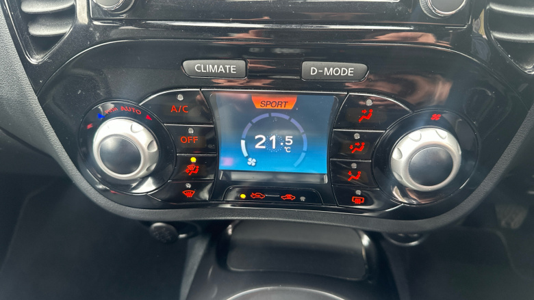 Nissan Juke 1.5 dCi N-Connecta 5dr Diesel Hatchback